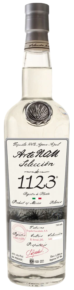 ARTENOM TEQUILA ANEJO 1146 SELECCION 750ML - Image 3